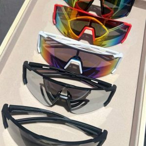 Trendy shades